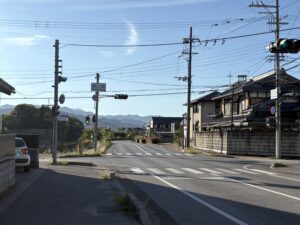 城町二丁目東の交差点|信号あり