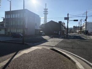 立花町西の交差点