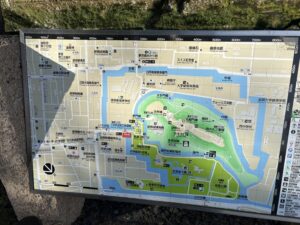 彦根城の内堀の案内図