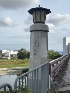 油小路通の京都南大橋の石碑