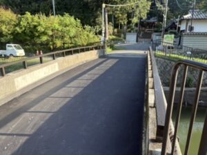 吉祥山安祥寺の前の橋|四ノ宮舟溜から1.43km
