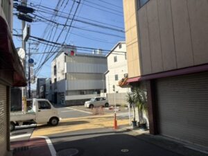 旧東海道の交差点|ここを右へ