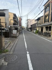 南へまっすぐ続く師団街道