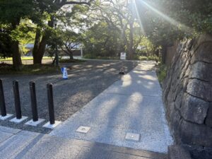 京都御苑椹木口の無料駐輪場