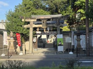 下立売御門の向かいにある菅原院天満宮神社