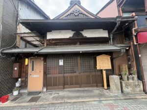 七条えんま堂の外観