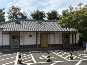 三十三間堂の敷地内のトイレ