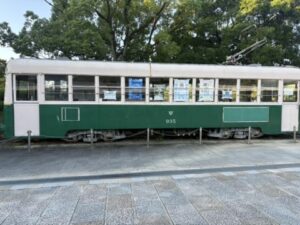 大宮入口に展示された電車