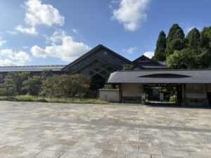 朱雀の庭の入口