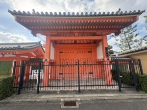 三十三間堂の北門