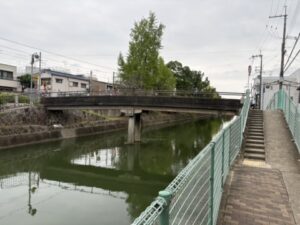 横縄橋の風景