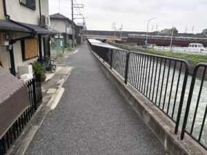 鴨川運河沿い、疏水沿いの道
