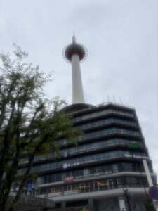 ゴール地点の京都タワー