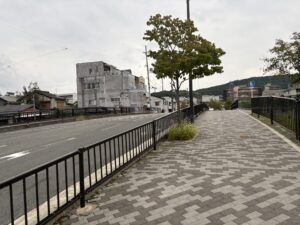 鴨川運河沿い、橋