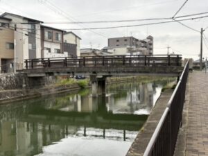 藤の森橋の風景