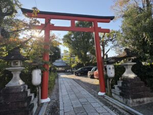 賀茂波爾神社の鳥居