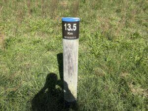 桂川合流点から13.5kmのポール