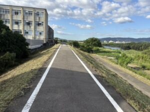 その先のサイクリングロード