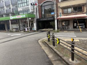 一条通と御前通の交差点(一条御前)
