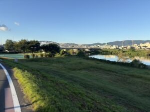 桂川の河川敷