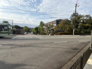 きぬかけの路から見た立命館大学