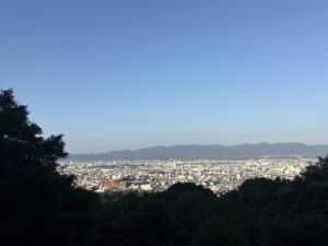 三徳大神の先から見た京都の町並み