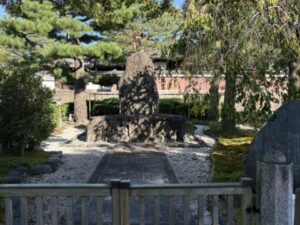 栄西禅師の茶碑