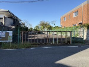 丁字路の突き当たり