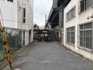 西大路通にかかる歩道橋